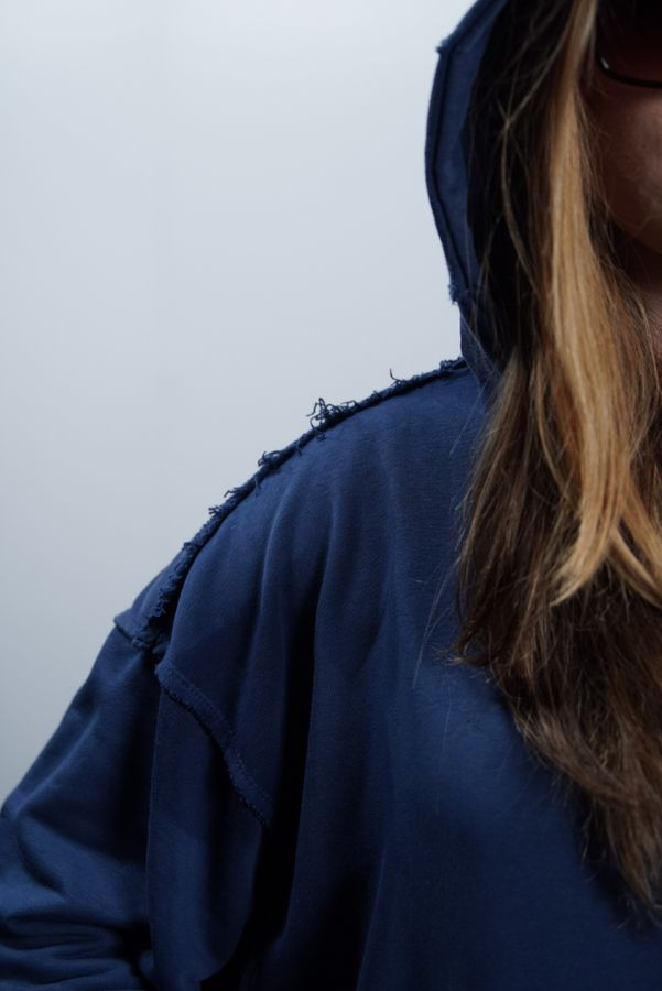 SHARED VISION HOODIE navy blue